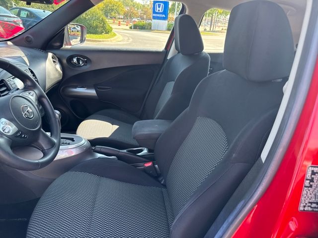 2016 Nissan Juke S photo 10