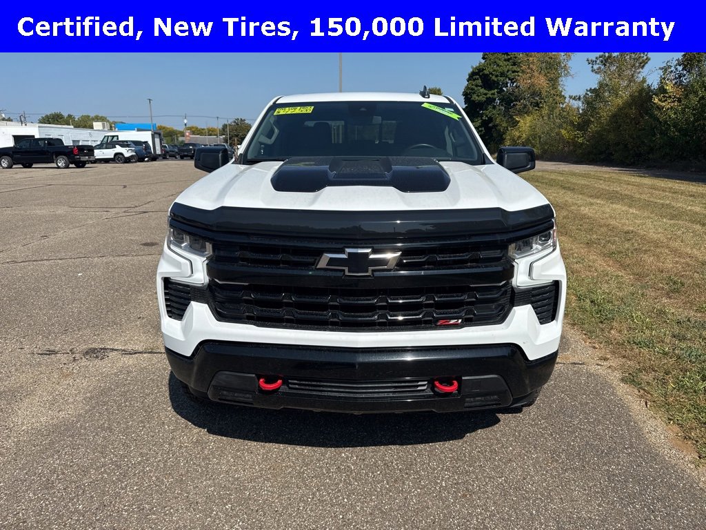 2023 Chevrolet Silverado 1500 LT Trail Boss photo 2