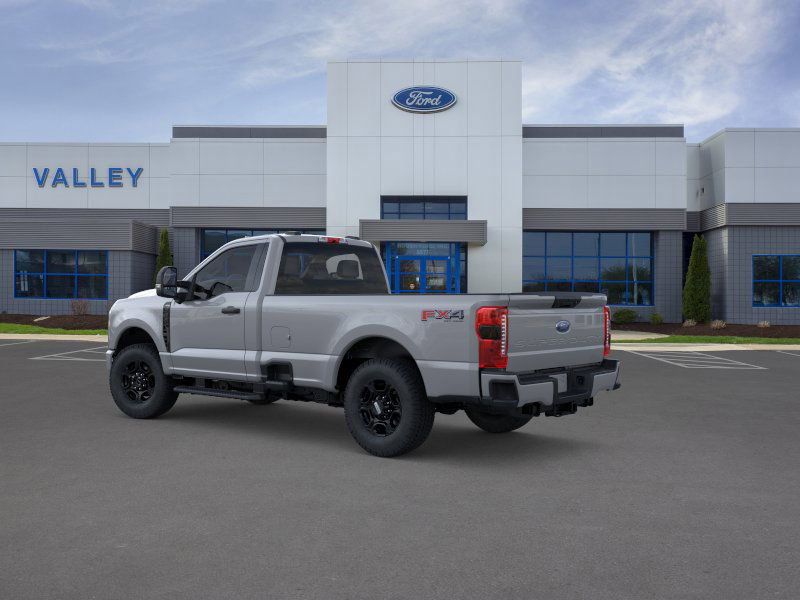 2025 Ford F-350 photo 4