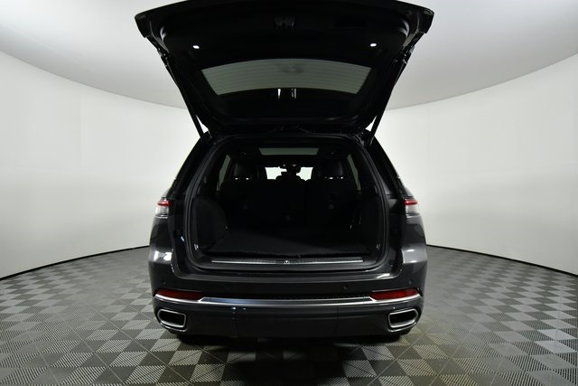 2022 Jeep Grand Cherokee Summit photo 22