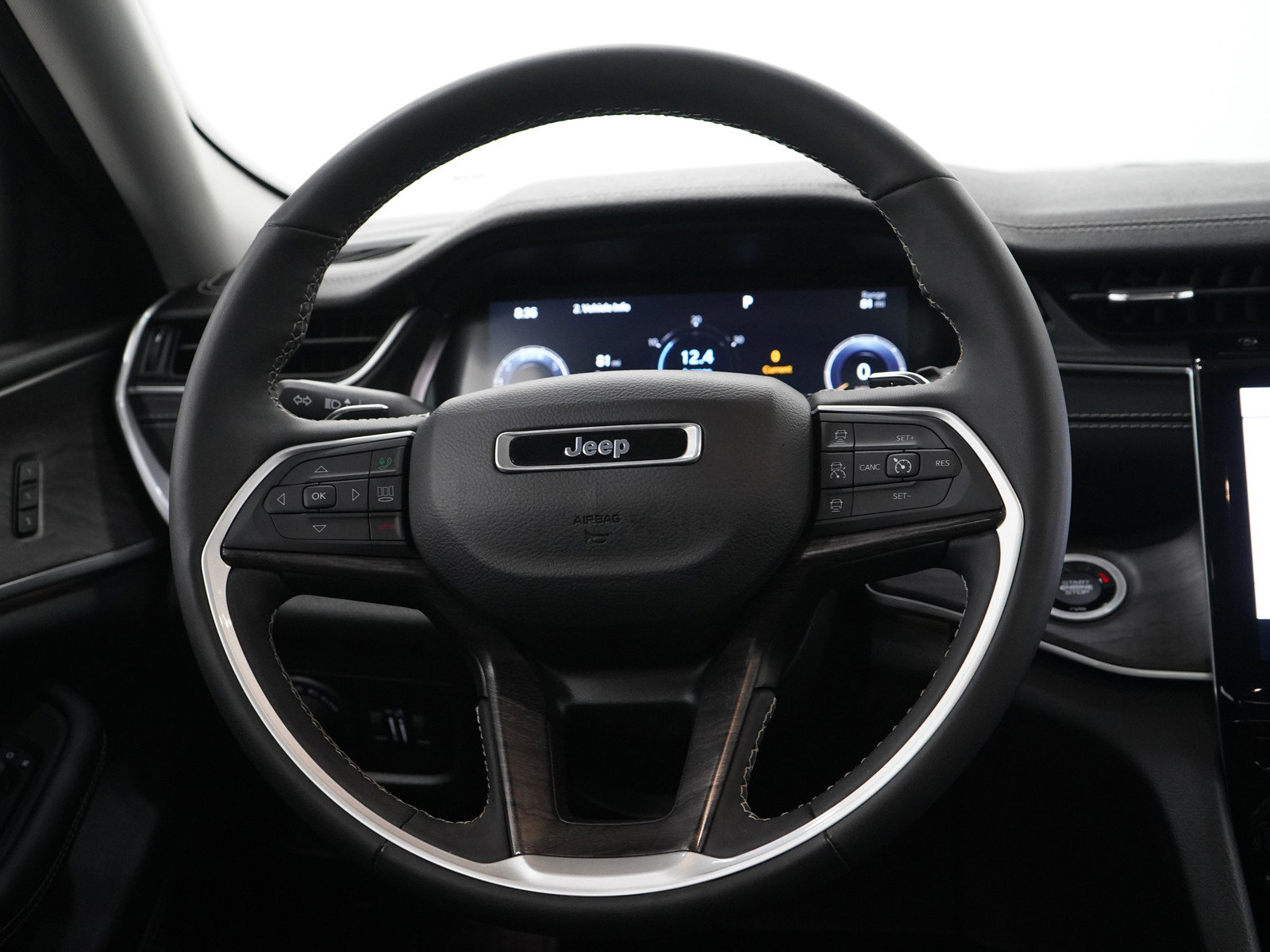 2023 Jeep Grand Cherokee Limited photo 16