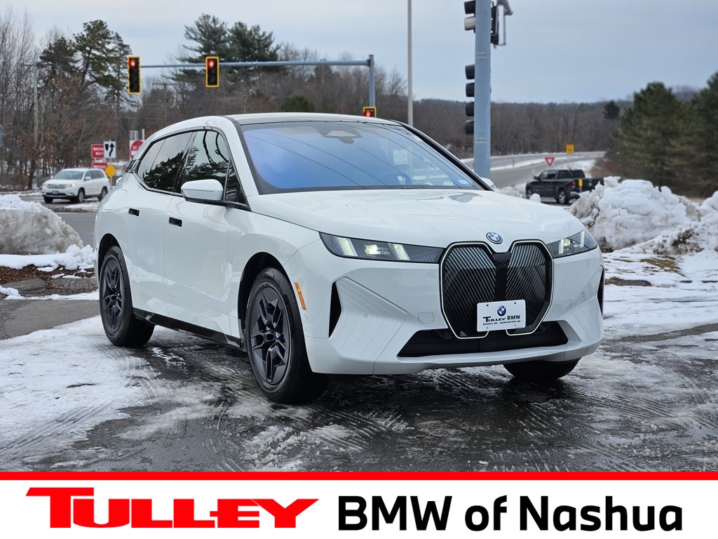 2026 BMW iX 45's photo