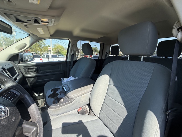 2016 Ram 1500 Express photo 12