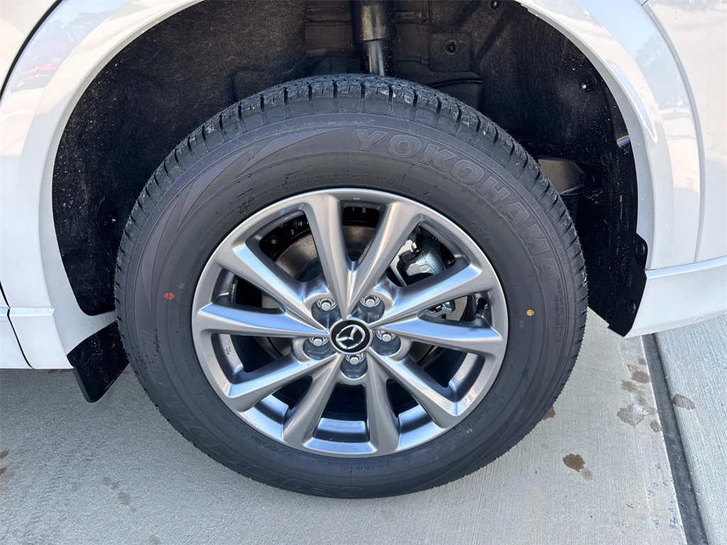 2025 Mazda CX-5 2.5 Select photo 4
