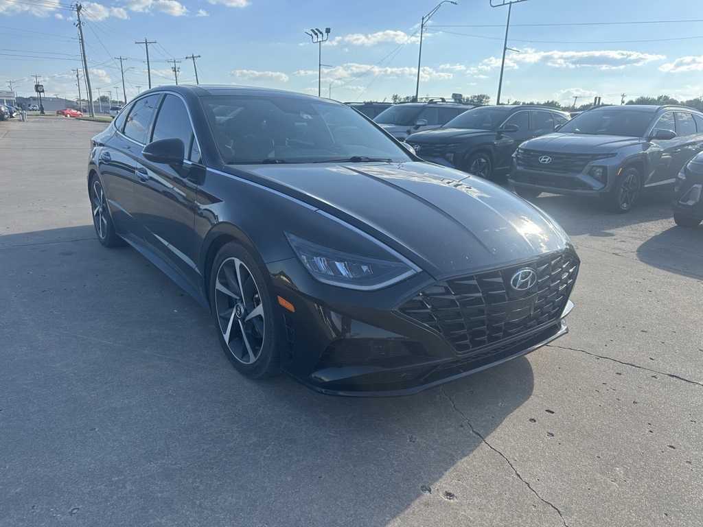 2022 Hyundai Sonata SEL Plus photo 3
