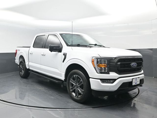 2023 Ford F-150 XLT photo 2