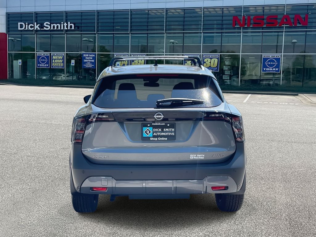 2026 Nissan Kicks SV photo 3