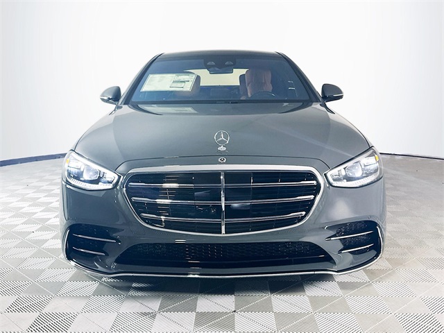 2026 Mercedes Benz S 580 4MATIC photo 2