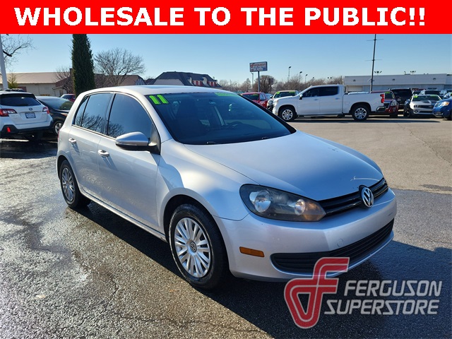 2011 Volkswagen Golf Base