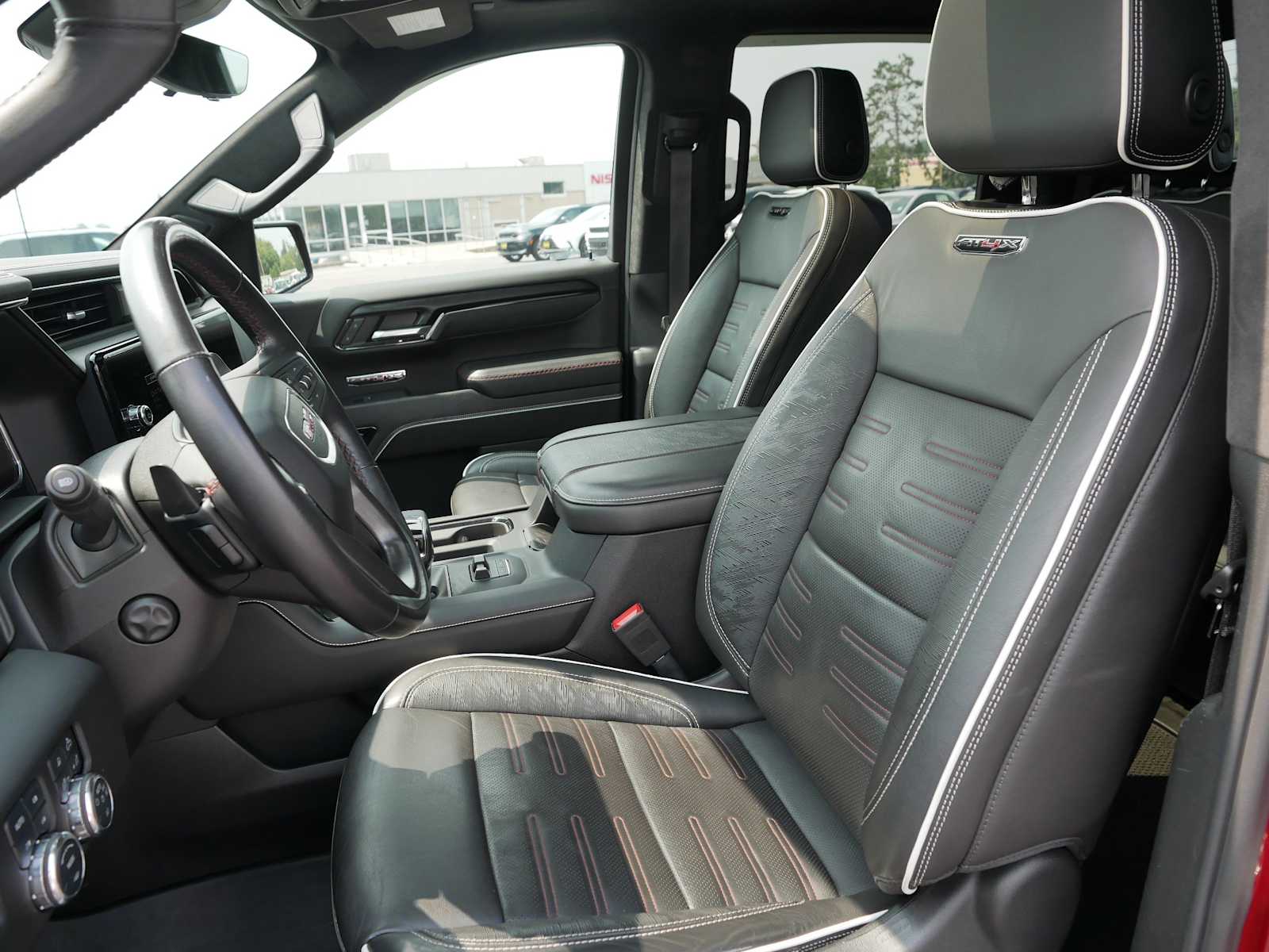 2024 Gmc Sierra 1500 AT4X photo 11