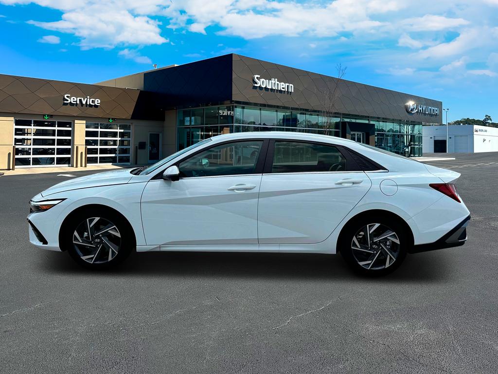 2025 Hyundai Elantra Limited photo 2