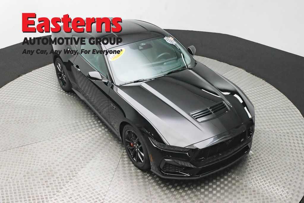 2024 Ford Mustang GT Premium photo 3