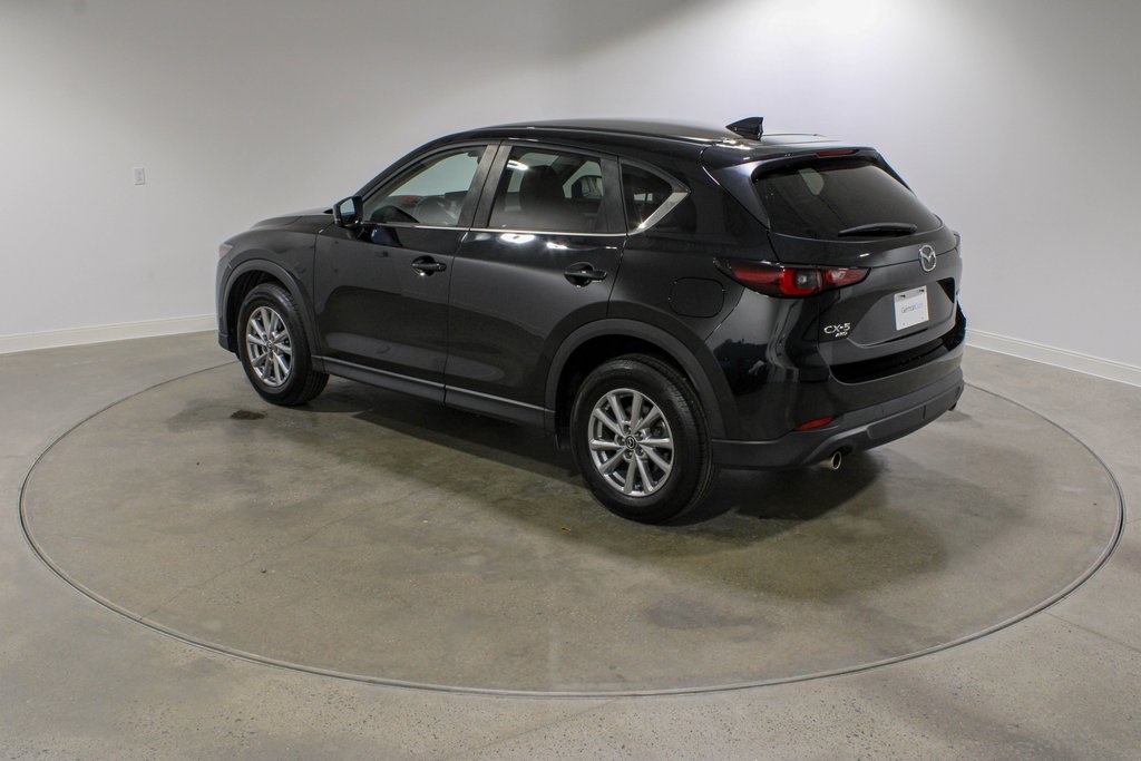 2022 Mazda CX-5 2.5 Select photo 2