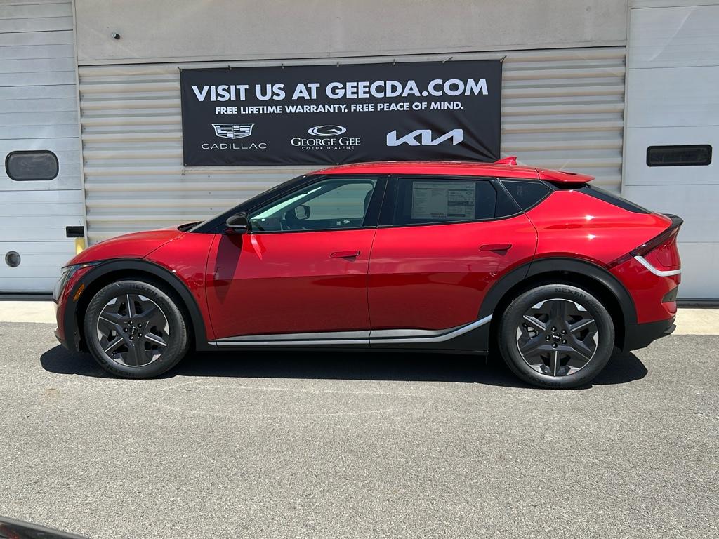 2025 Kia EV6 Light photo 7
