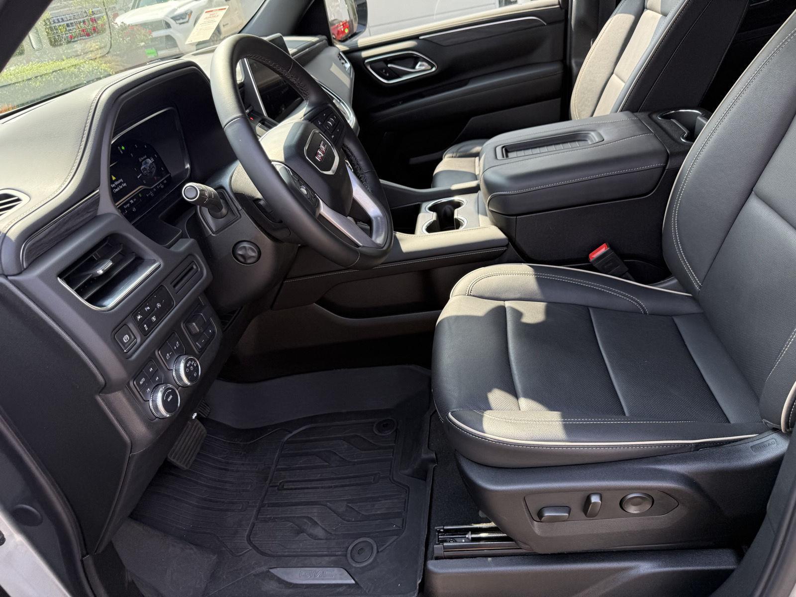 2024 Gmc Yukon XL SLT photo 19
