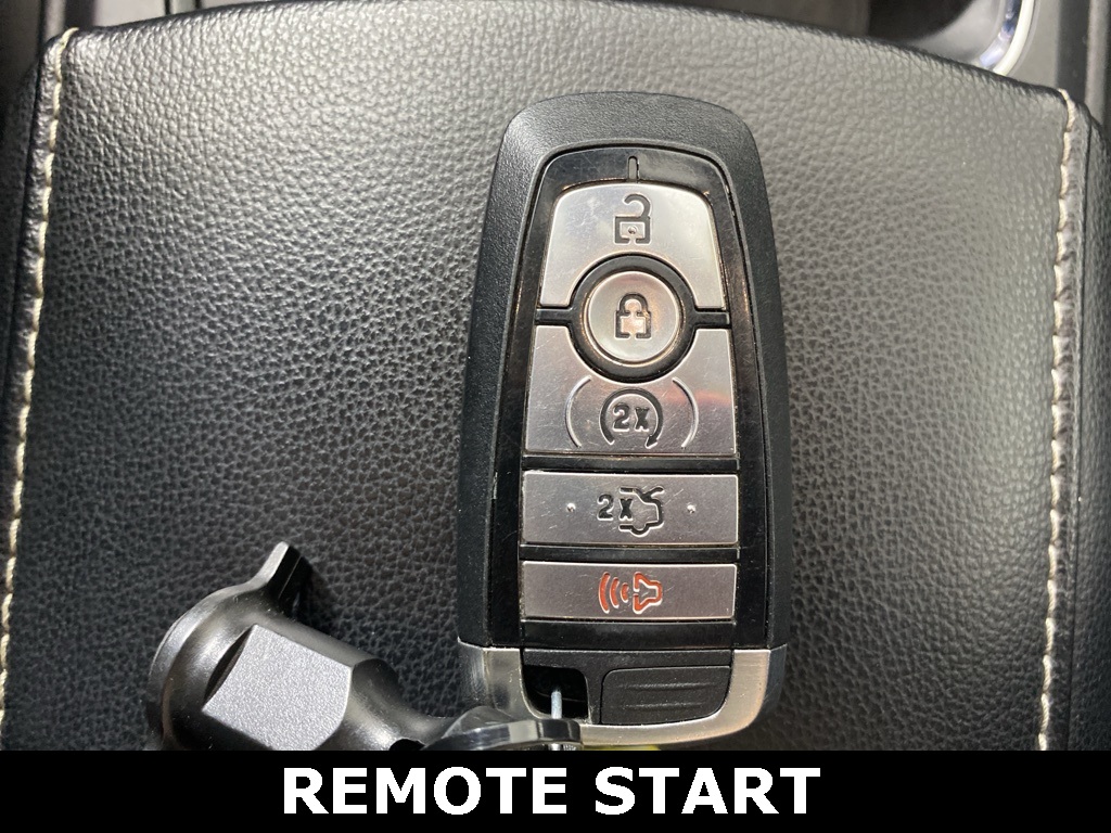 2020 Ford Fusion Hybrid SEL photo 21
