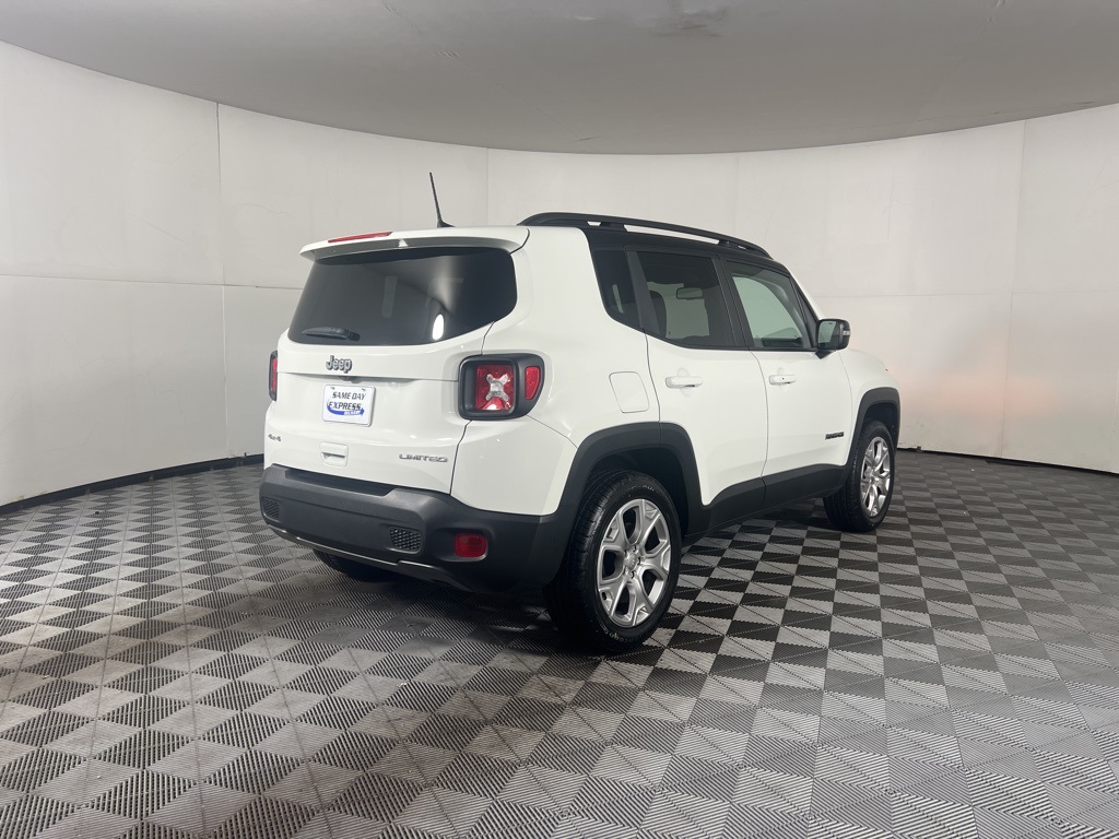 2022 Jeep Renegade Limited photo 13