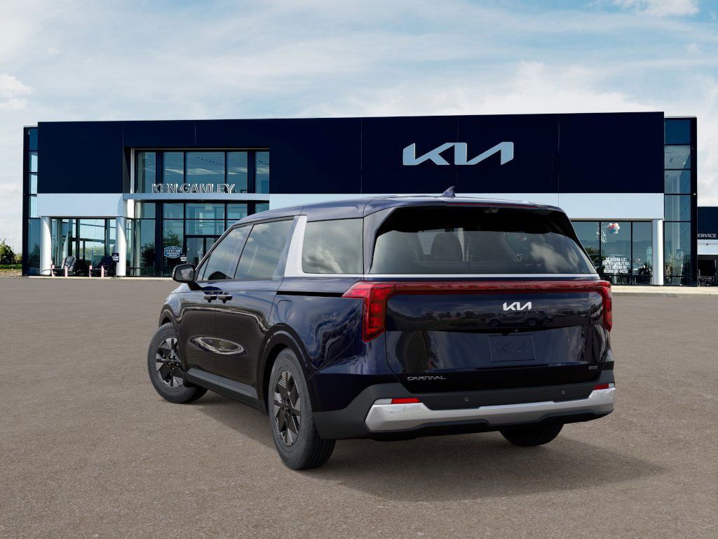 2026 Kia Carnival LXS photo 4