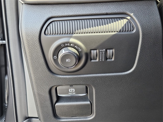 2025 Jeep Wagoneer Series II Overland photo 28
