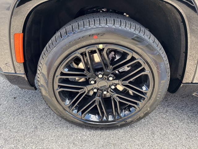 2025 Jeep Wagoneer L Series II Carbide photo 8