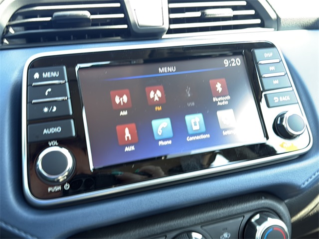 2025 Nissan Versa 1.6 SV photo 21