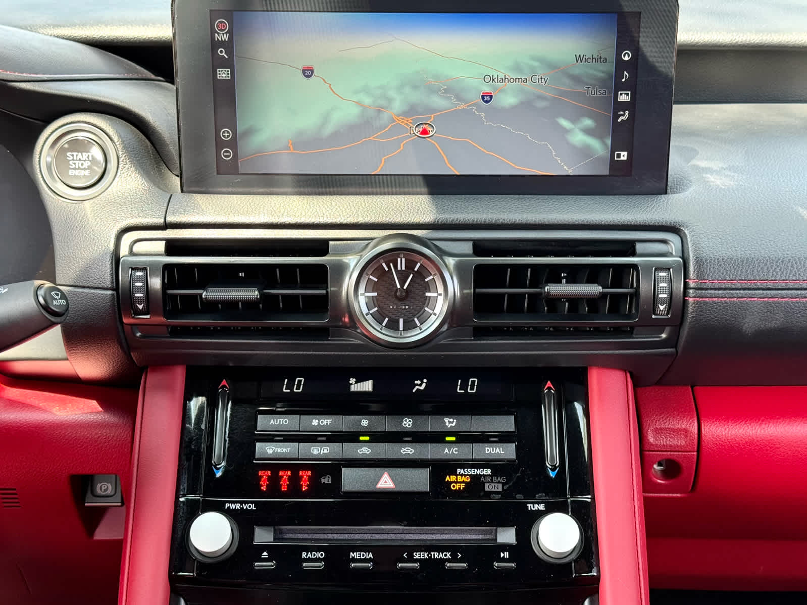 2023 Lexus IS 500 F SPORT photo 19