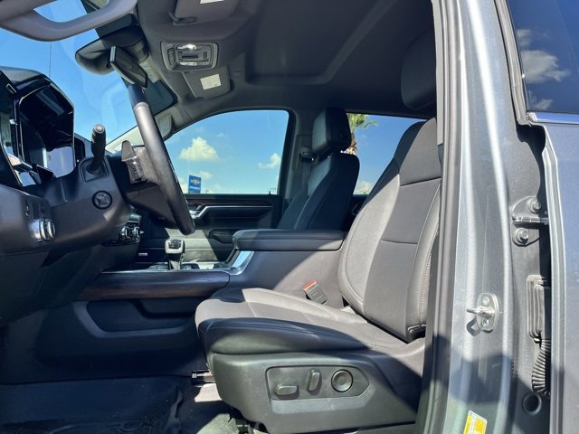2024 Gmc Sierra 1500 SLT photo 12