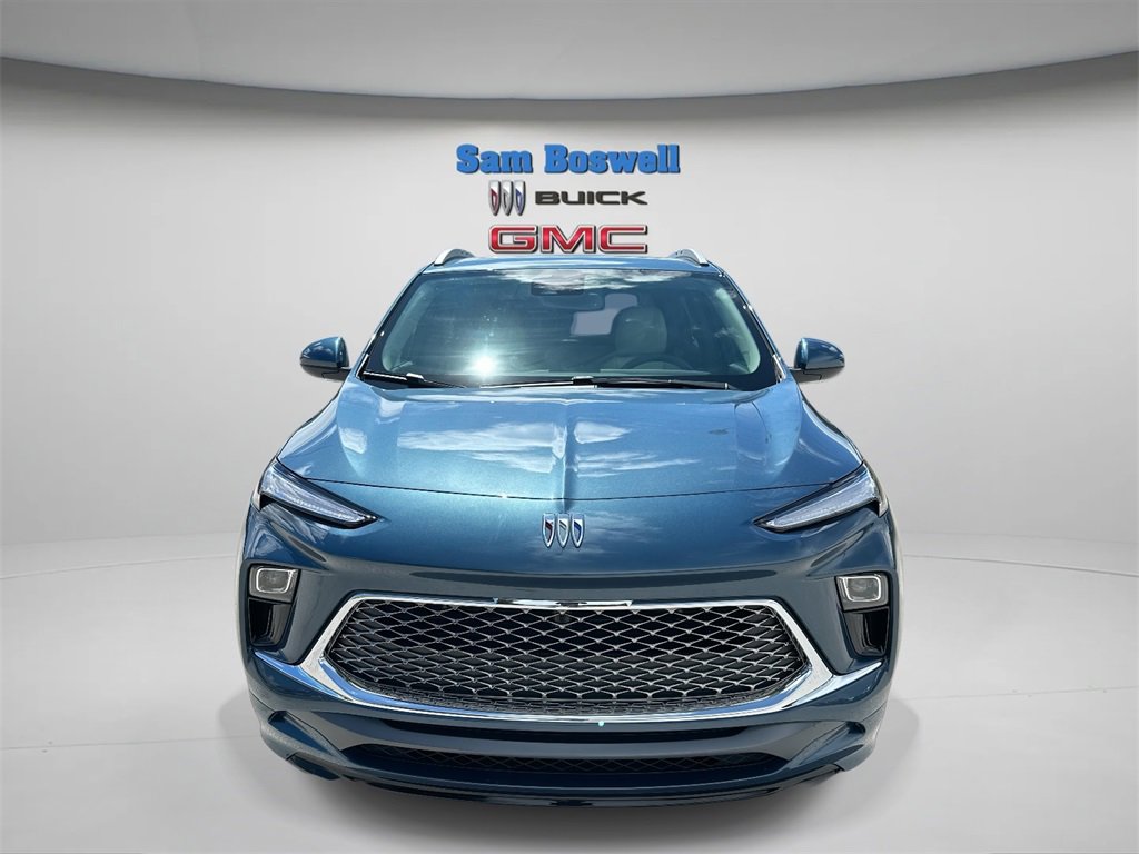 2026 Buick Encore GX Avenir photo 2