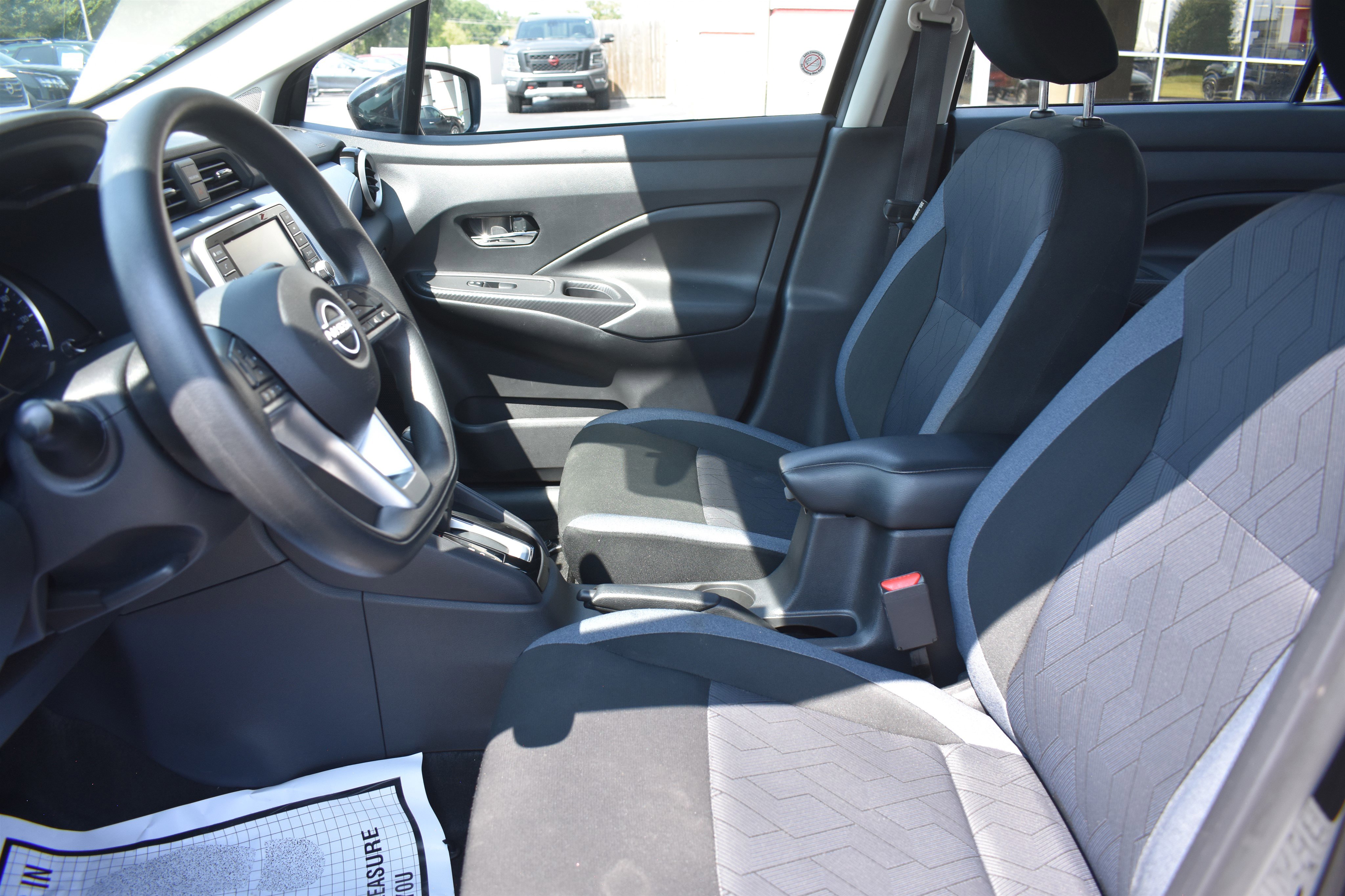 2024 Nissan Versa SV photo 7
