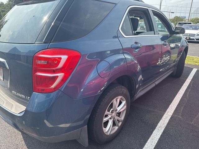 2016 Chevrolet Equinox LT photo 3