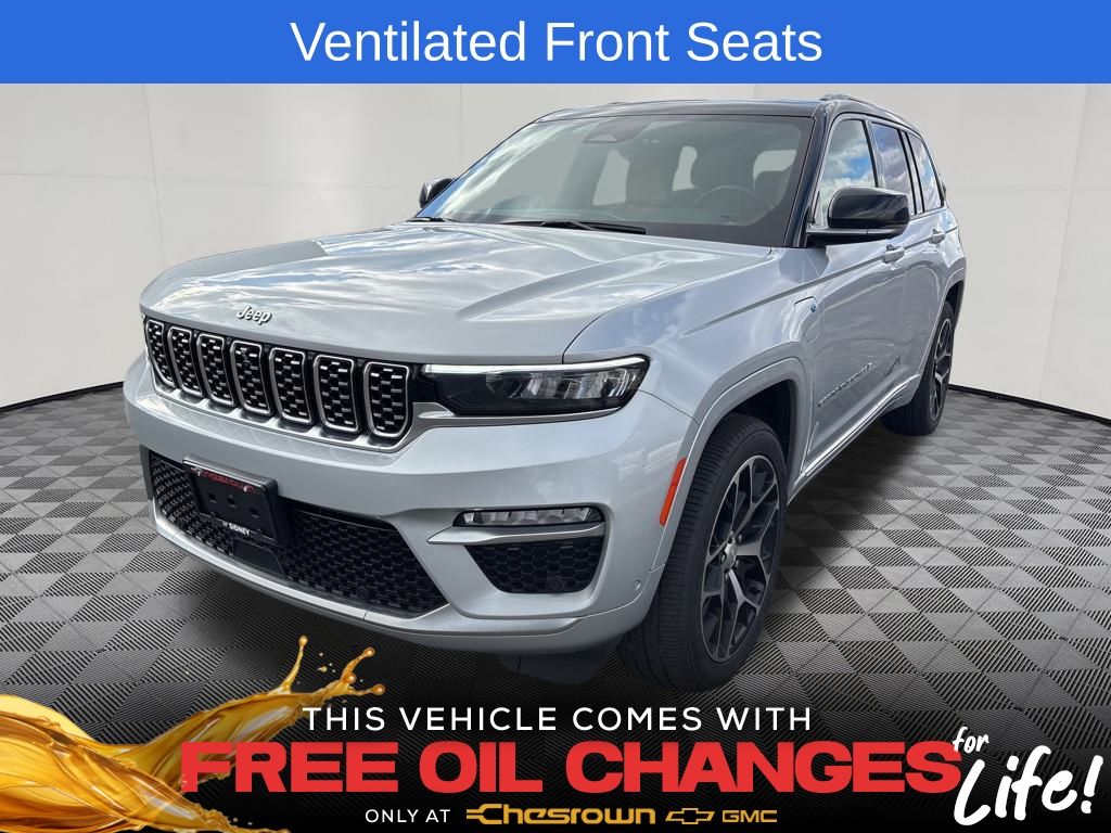 2022 Jeep Grand Cherokee Summit 4xe's photo
