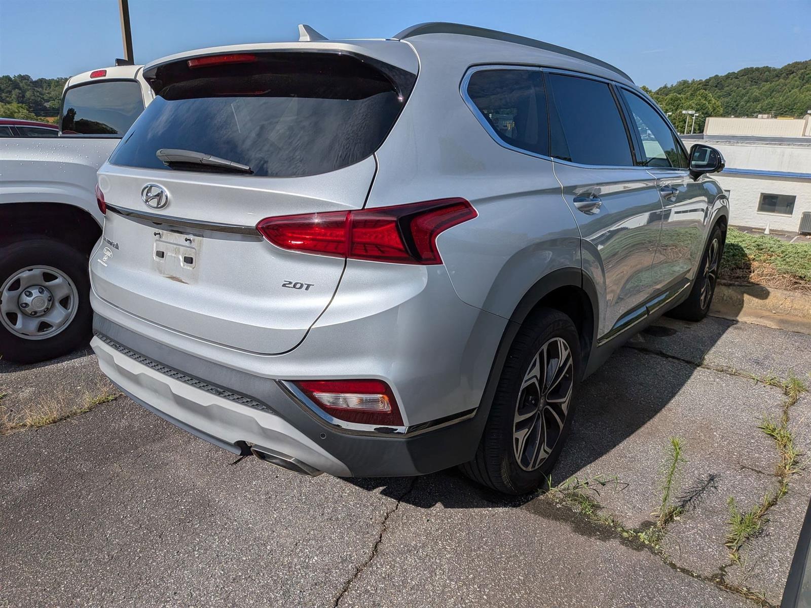 2020 Hyundai Santa Fe Limited photo 3