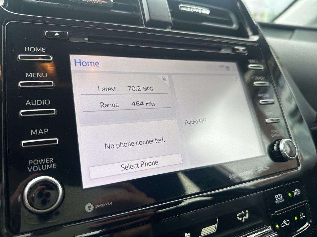 2022 Toyota Prius Prime LE photo 12