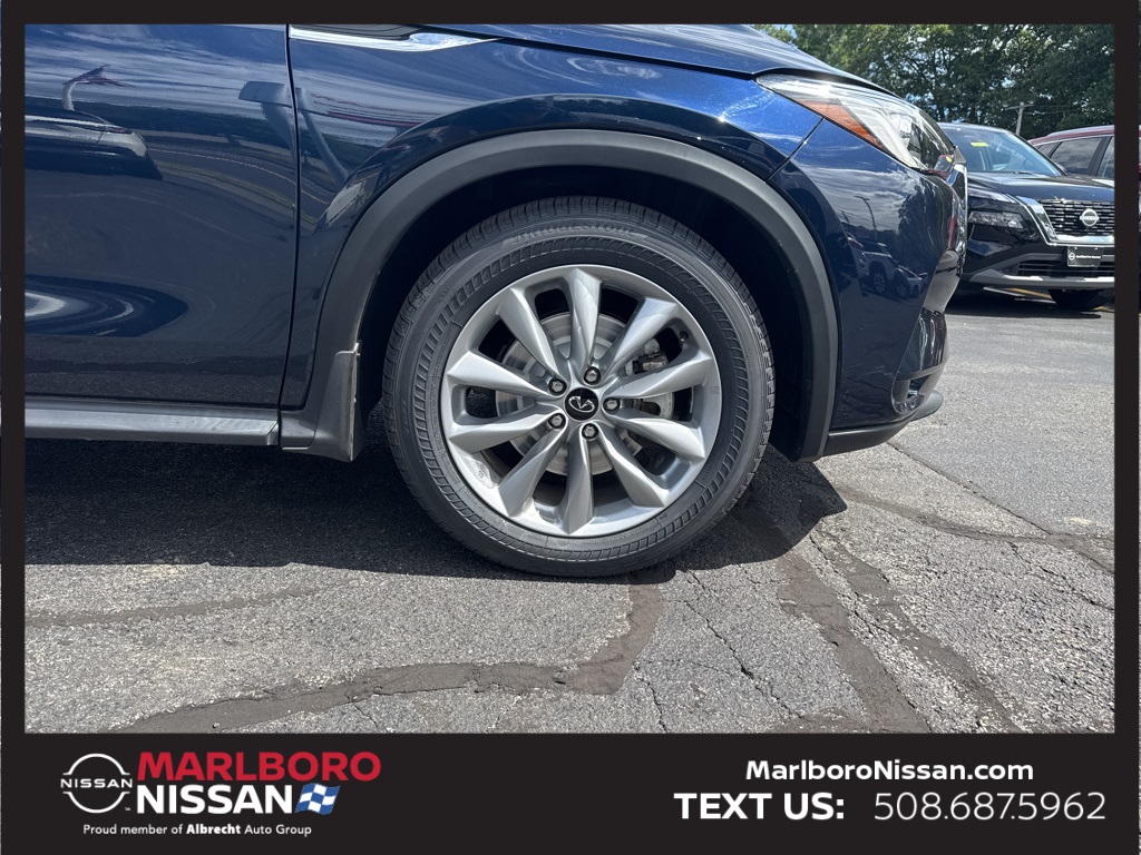 2021 Infiniti QX50 Essential photo 10