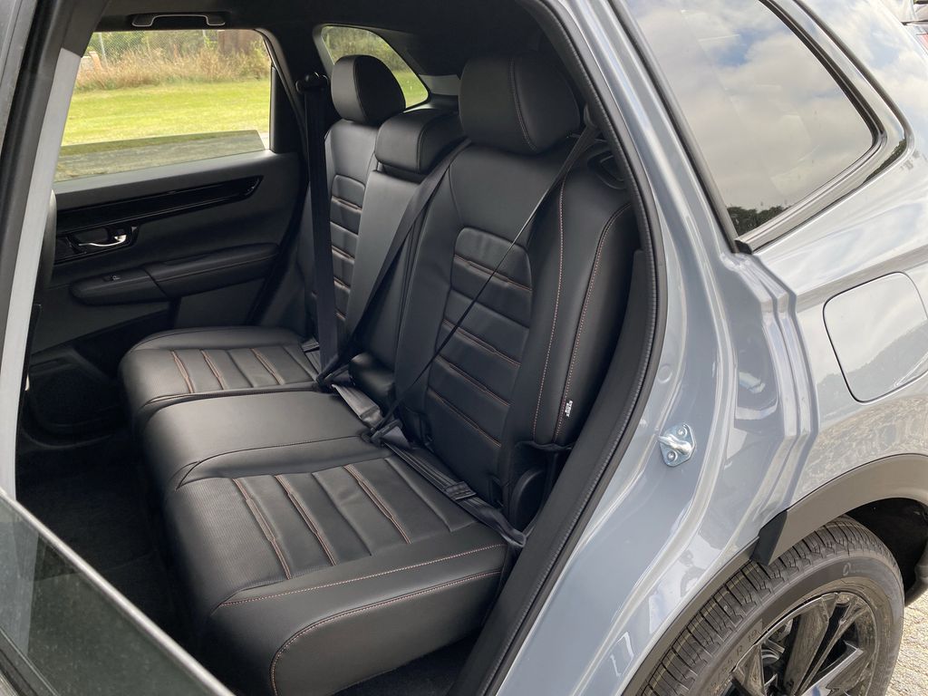 2026 Honda CR-V Hybrid Sport Touring photo 28