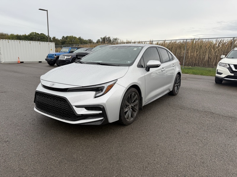 2024 Toyota Corolla SE photo 2