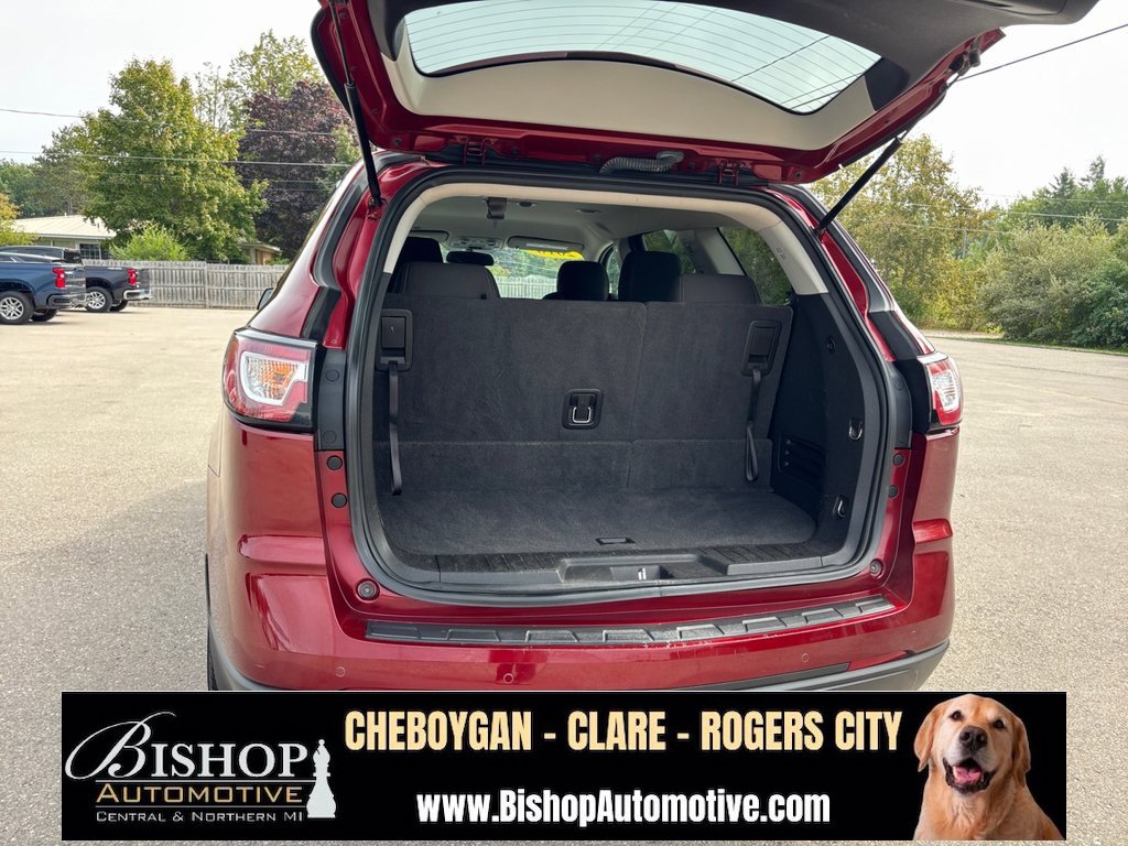 2016 Chevrolet Traverse 1LT photo 16