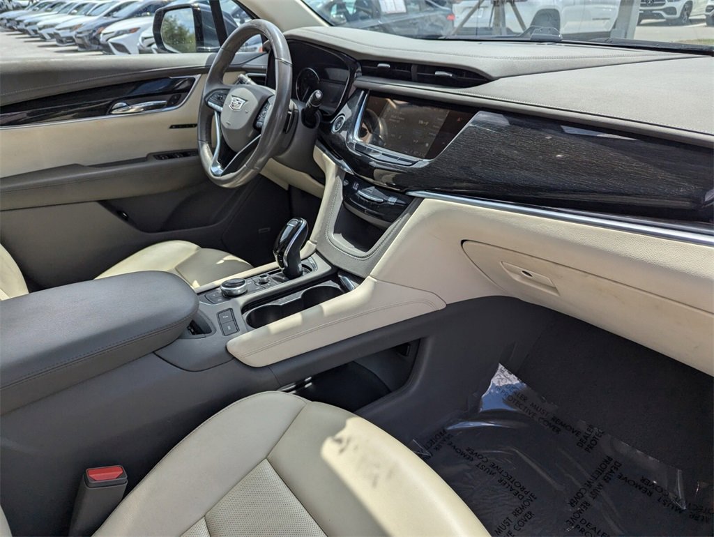 2021 Cadillac XT4 Premium Luxury photo 9