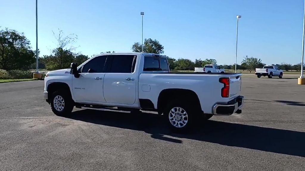 2024 Chevrolet Silverado 2500HD LTZ photo 6