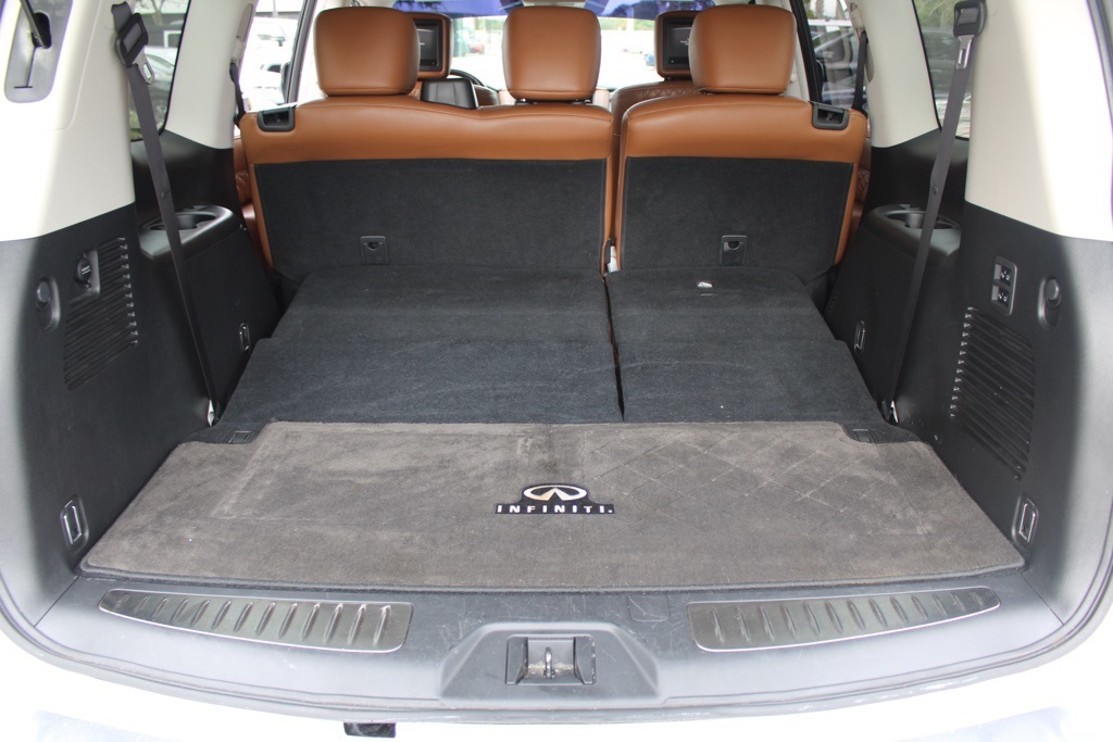 2019 Infiniti QX80 Luxe photo 28