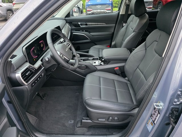 2025 Kia Telluride EX photo 10