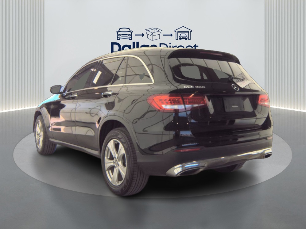 2018 Mercedes Benz GLC 300 photo 3