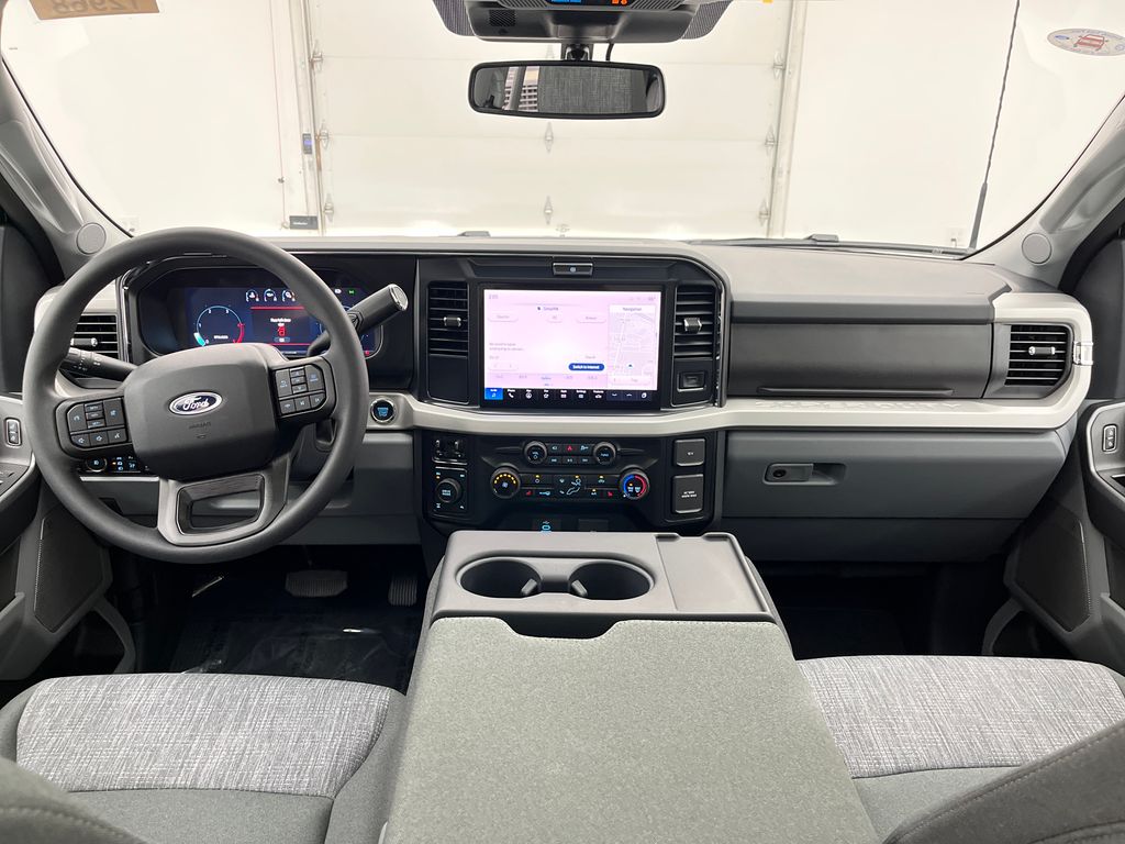 2026 Ford F-250 XLT photo 10