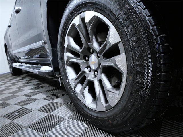 Certified 2023 Chevrolet Silverado 1500 High Country with VIN 1GCUDJE86PZ180472 for sale in Apple Valley, Minnesota