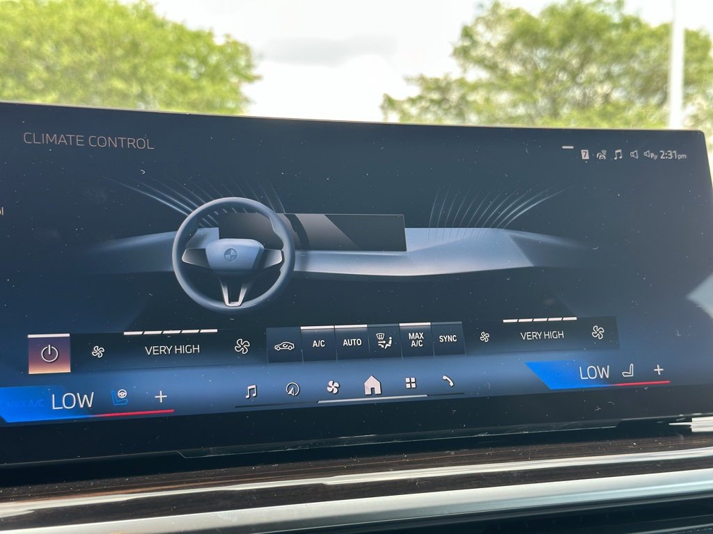 New 2026 Carbon Black Metallic BMW xDrive40i image 49