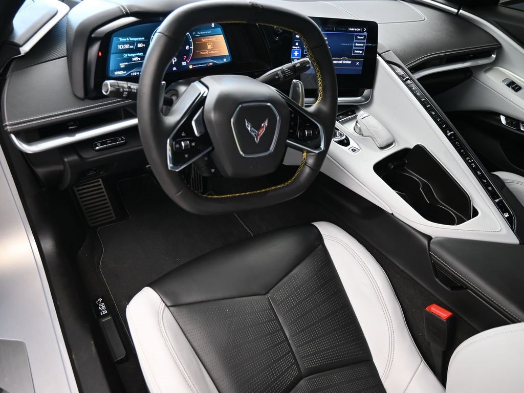 2023 Chevrolet Corvette Stingray 2LT photo 11