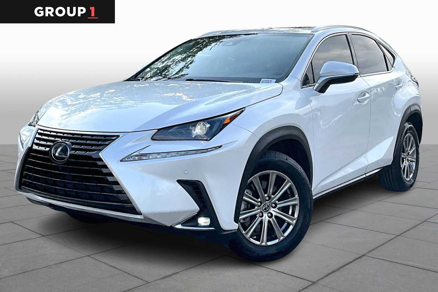 2020 Lexus NX 300's photo