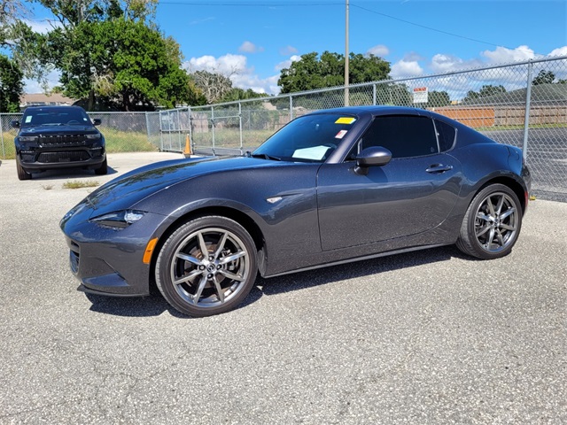 2022 Mazda MX-5 Miata RF Miata Grand Touring photo 3
