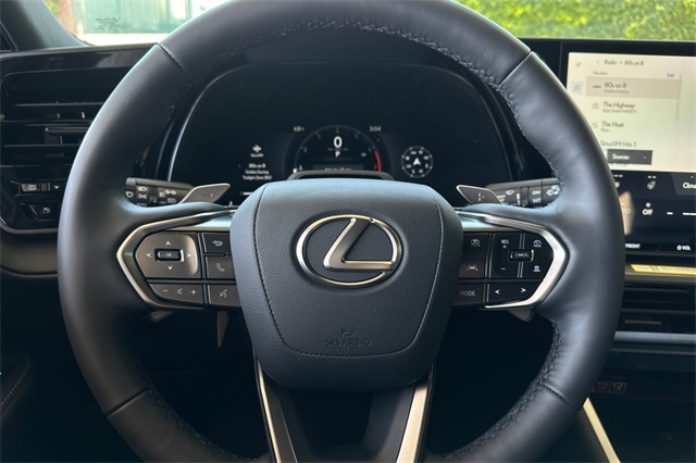 2025 Lexus TX 350 photo 18