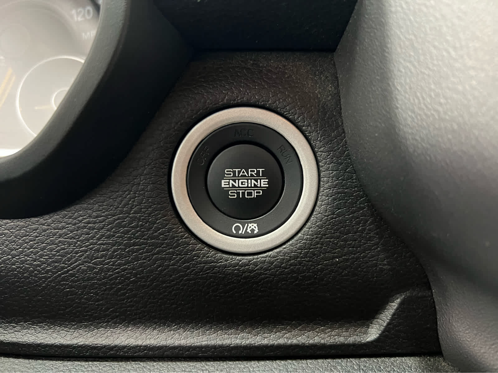 2021 Ram 1500 Big Horn photo 3